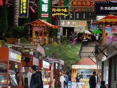 -三亚火车头万人海鲜广场