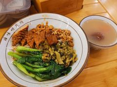 -狮头牌卤味研究所·卤味饭(花城汇南区店)