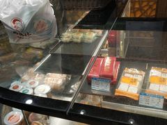 面包甜点陈列柜-功德林(南京西路店)