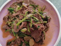 -鸿运美食府