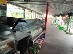 -小赖鱼馆·铁锅炖(官厅水库店)