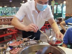 -憨铁匠老火锅(龙岗万科里店)