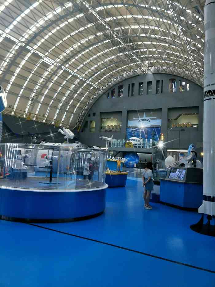 四川科技馆-"说来惭愧,算起来在成都待了五年有余,今年.