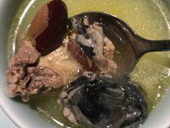 滋补乳鸽乌鸡汤-小菜园新徽菜(马鞍山金鹰店)