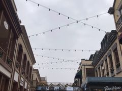 -王府井奥莱临潼小镇(临潼店)