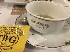 -Majestic Café