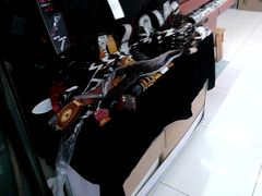 -兴旺欧韩城(上海兴旺国际服饰城店)