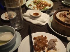 -万丽轩·粤菜(王府井金茂万丽酒店)