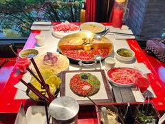 -小龙翻大江文化火锅(宽窄店)