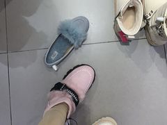 -唯品会(北京国瑞城店)