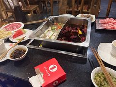 -百年川椒重庆老火锅(光谷店)