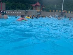 -汤山欢乐水世界