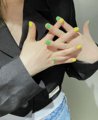 -七月美睫 美甲