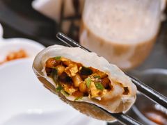 -忆江南·临江鱼馆