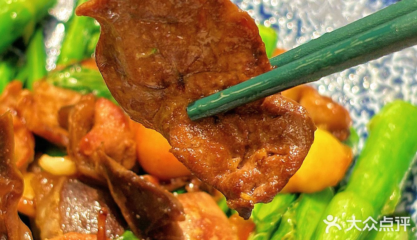 在广州！去这家坐满老广的店准没错！！！