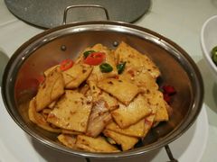 -幸福绿洲美食广场