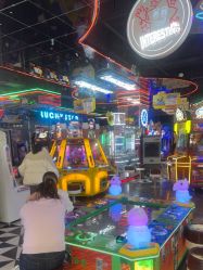 -LuckyStar幸运星家庭娱乐中心(南昌万象汇店)