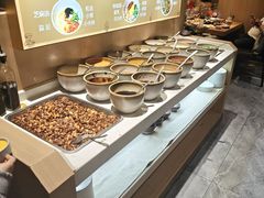 -一朵菌·野生菌探索家火锅(南亚店)