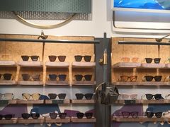 -MUJOSH木九十眼镜(月星环球港B1店)