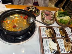 -阿昌白族石板烧·菌锅(大理古城店)