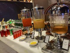 -宁波东钱湖华茂希尔顿酒店·湖畔全日餐厅