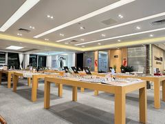 -Eziwish眼镜·蔡司授权店