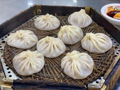 牛肉灌汤小笼包-西安贾三灌汤包·回坊小吃·清真炒菜(北院门总店)