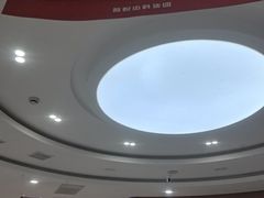 -雅悦齿科(顾村公园店)