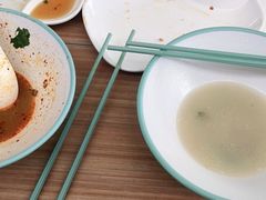 -小杨生煎(金山百联购物中心3楼店)