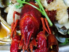 -老东镇啤酒屋海鲜加工·蒸汽海鲜·海鲜烧烤(台东店)