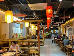 大堂-锅来乐地锅鸡(安亭店)