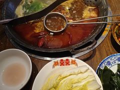 -萍姐火锅·公路夜市(武汉首店)