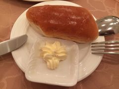 餐前面包-红房子西菜馆(淮海中路店)