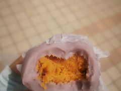 肉松咸蛋黄芋泥球-李大牛和刘大力手作甜品(凯德店)