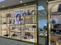 -世纪大明眼镜·林德伯格·蔡司官方授权店(武昌旗舰店)