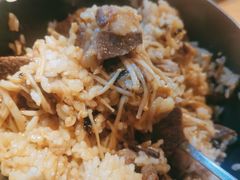 牛肉石锅拌饭-·缸桶屋·韩式牛肋条自助烤肉(西湖D11店)