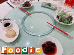 -梅龙镇酒家(南京西路总店)