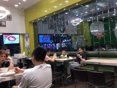 大堂-佰搭果·广式茶餐厅(西华路店)