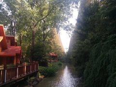 -上海怡沁园度假酒店