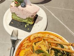 -W COLLECTIVE  DESSERT SHOP
