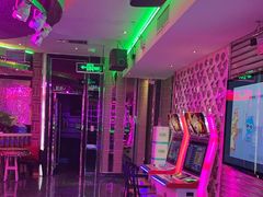 -GAGA主题量贩式KTV平价店(工大店)