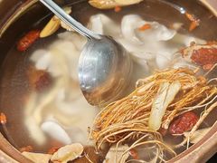 -菌小白火锅(时尚天河店)