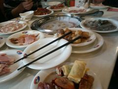 -北京汉丽轩海鲜烤肉自助火锅一体(中百店)