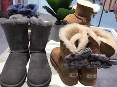 -UGG(燕莎奥特莱斯购物中心店)