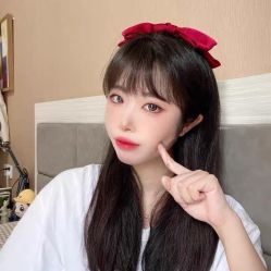 -时尚殿堂明星门店