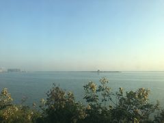 -上海滴水湖皇冠假日酒店