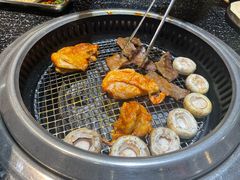 -红泥小火炉·东北泥炉烤肉(天一旗舰店)