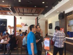 大堂-麦当劳(三亚凤凰机场店)