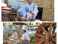 -圣丰索菲特·2 On 988 Café 自助餐厅