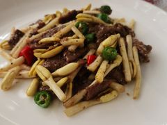 花生芽黑椒牛柳-名甬鲜坊·宁波海鲜(爱琴海店)